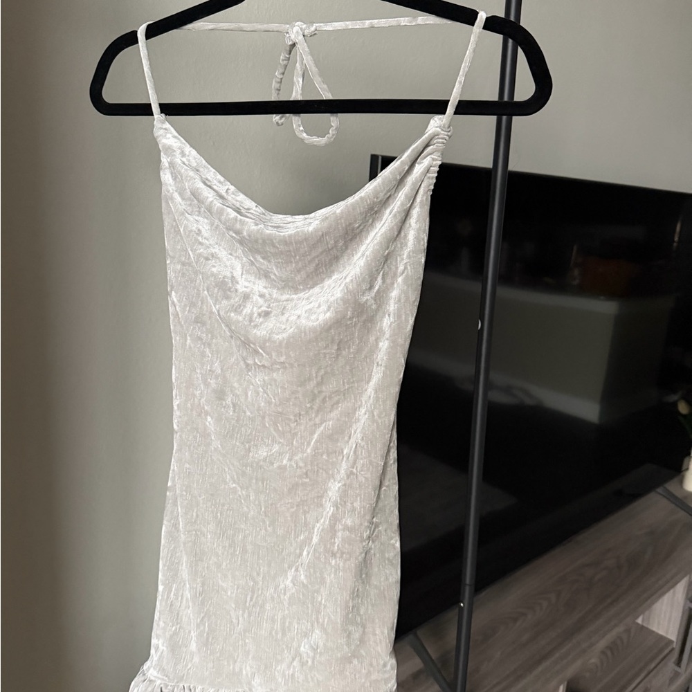 Elegant Backless White Dress